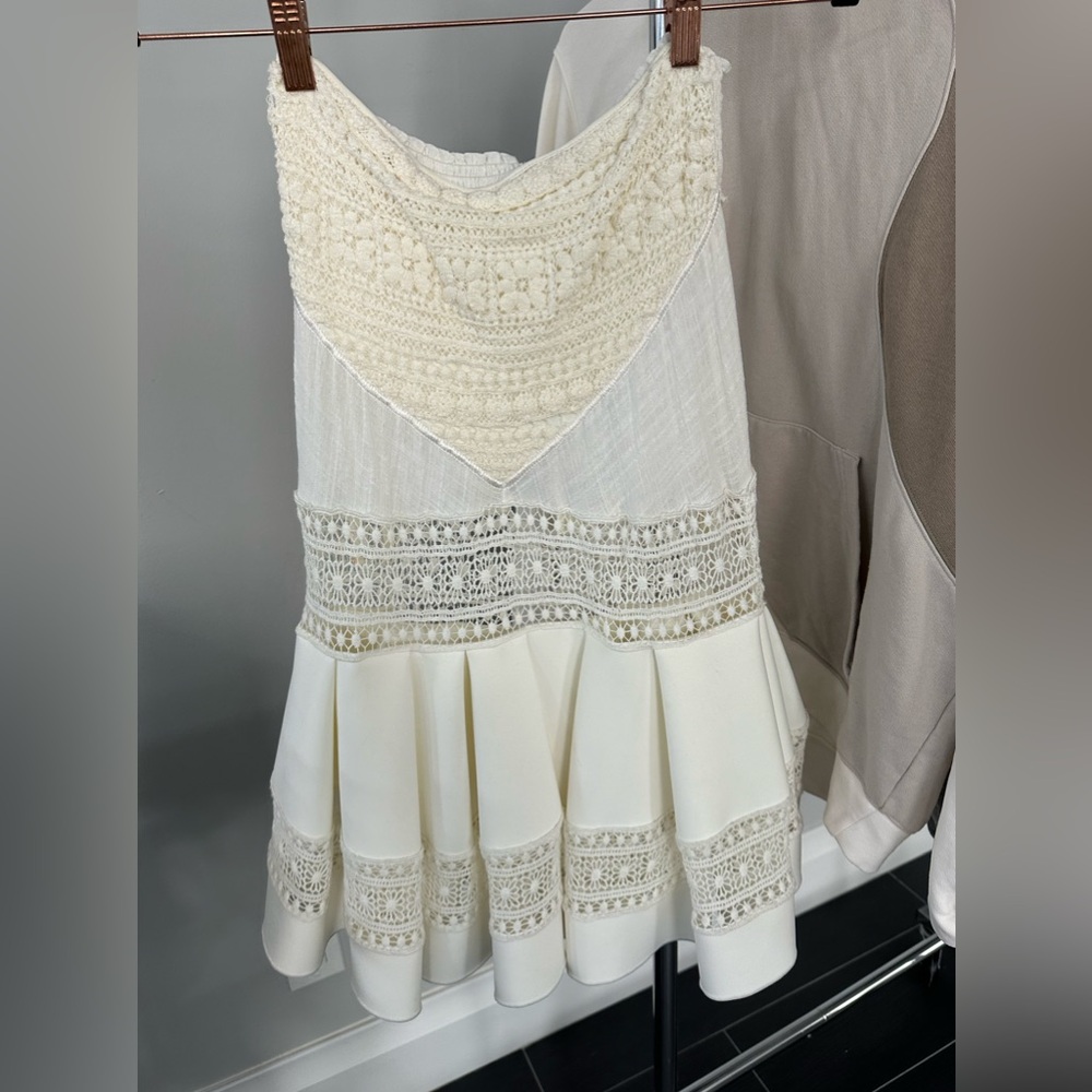 Women’s dress